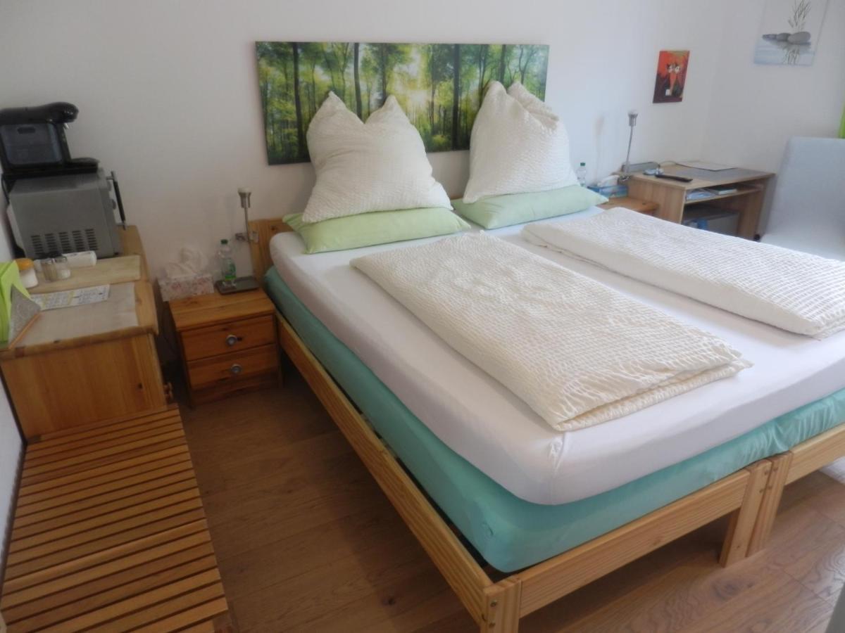Bed & Breakfast Енген Екстер'єр фото