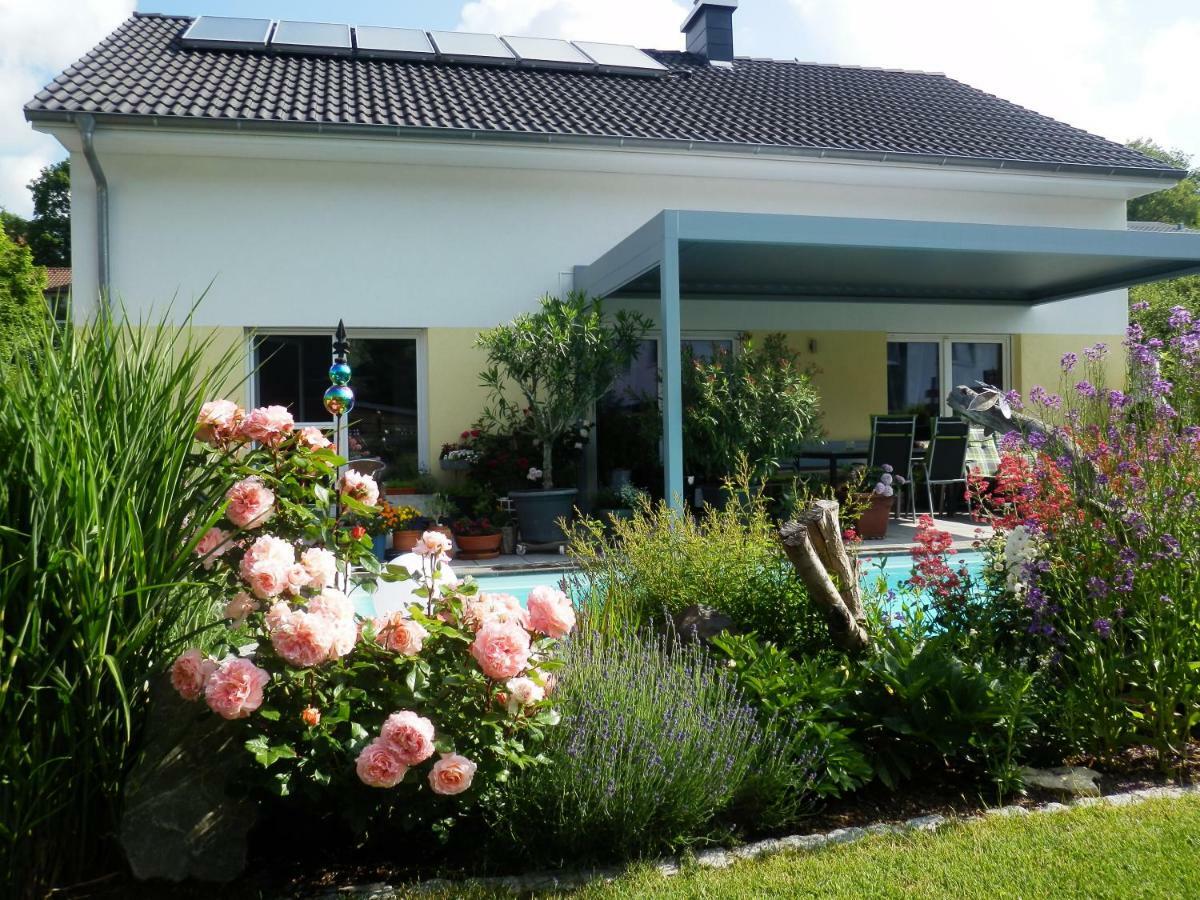 Bed & Breakfast Енген Екстер'єр фото